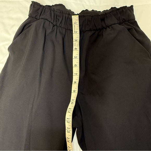 Lululemon Keep Moving High-Rise Pants Black Size 8 - Picture 11 of 16